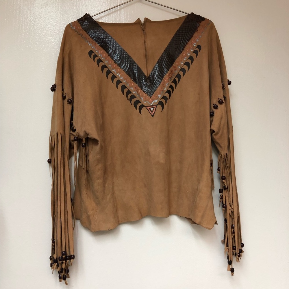 Vintage Hand Painted Suede Python Wood Beaded Top - image 7